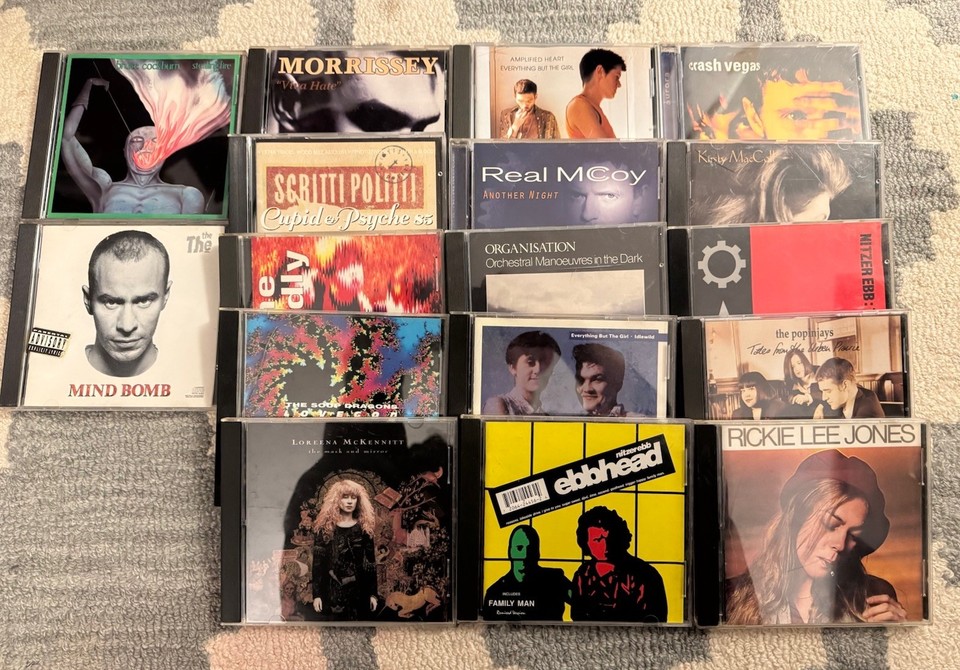 Lot of 100 Assorted CDs MIX ALL Genres Artwork+Case Wholesale