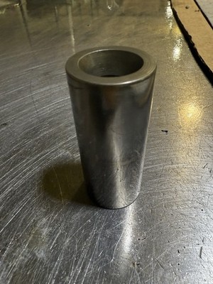 01-05 Duramax Wrist Pin Lb7 Or Lly Used Good Condition