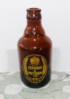 STEWARD & PATTESON NORWICH & ELY R4 PAINT LABEL GLASS CROWN CORK BOTTLE 6 INCH