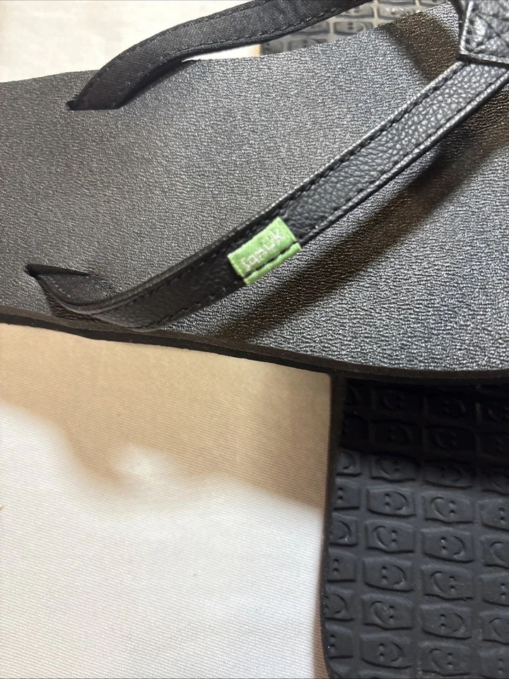 Chanclas Sanuk para mujer negras/plateadas talla 8 sandalias planas informales playa Foto 4 de 4