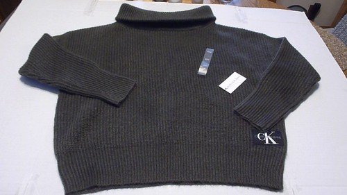 Women's Medium Calvin Klein Cable Knit 