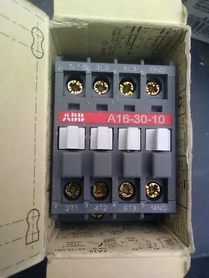 1 x contacteur 30Amp ABB + 1 contact NO bobine 230v ref 1SBL181001R8010