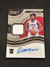 2020-21 Panini Select Basketball Daniel Oturu Rookie Jersey Auto 58/199 #RJA-OTU