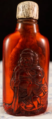 Antyczna rzeźbiona butelka tabaki Prawdziwa wiśniowy bursztyn z nieśmiertelnym i sługą - Zdjęcie 1 z 11