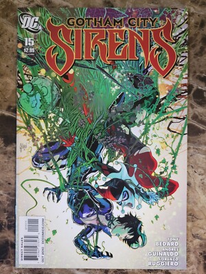 Gotham City Sirens #15 | NM | 2010 DC Comics