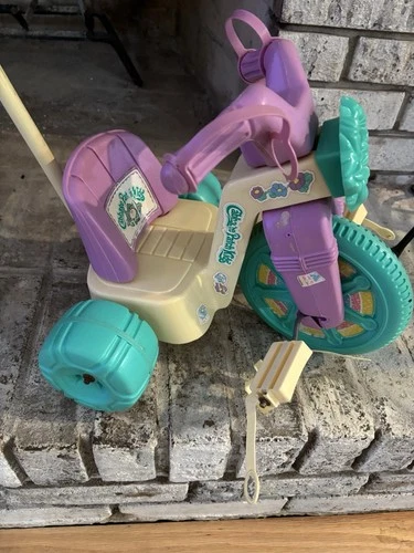 Vintage Coleco Cabbage Patch Kids Doll FreeWheeler Cycle Big Wheel Tricycle