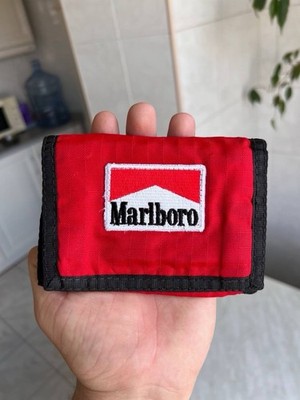 Vintage Marlboro 1990s Red Men's Wallet Cardholder Bifold Marlboro
