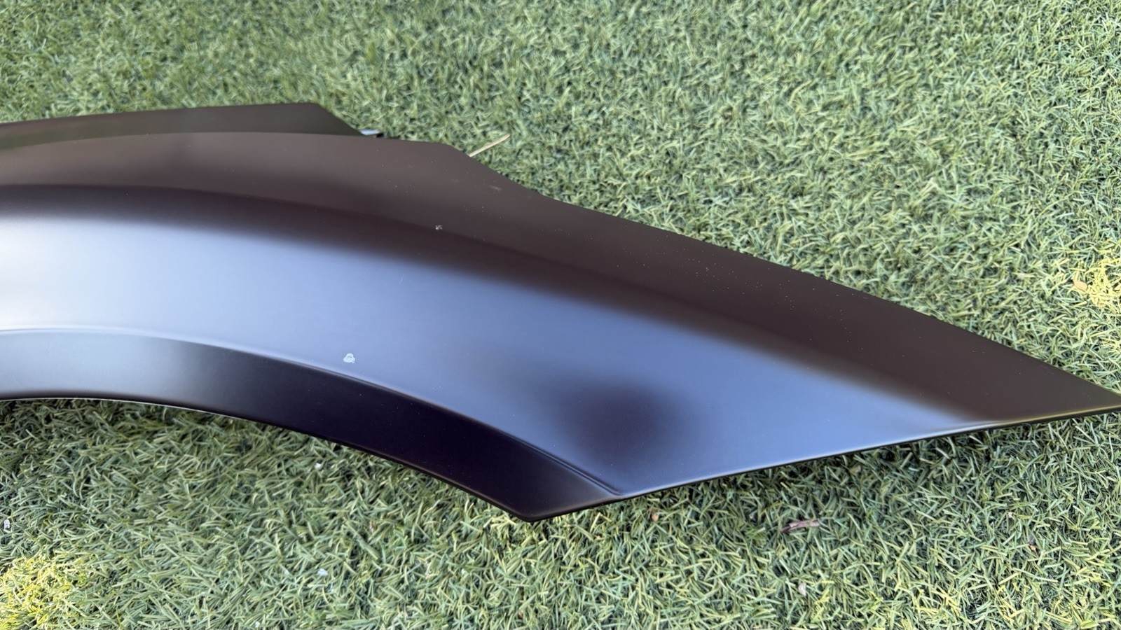 Lamborghini Revuelto Front Right Side Fender Wing Panel 47B.821.106 OEM