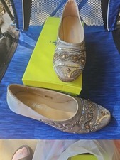 Women's Ameta Silver Amy Shoes Size 7.5