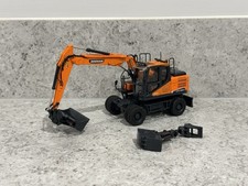 Universal Hobbies - Doosan DX