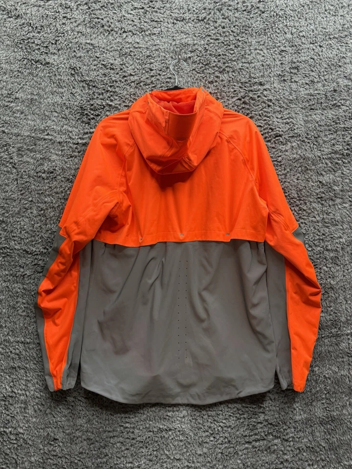 Men’s Nike Shield Flash Reflective Running Jacket Size Large Orange - Image 2 of 4
