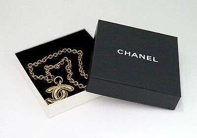 CHANEL CC Logo Quilted Matelasse Necklace 32 CHANEL CC Logo Quilted Matelasse Necklace 32