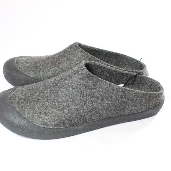 mens all weather clogs