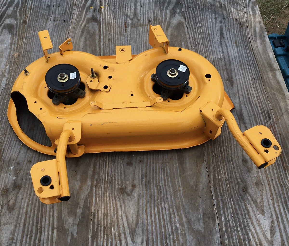 Cub Cadet CC600 Parts 28 Deck Wit Pulleys Shafts Housings Solid OEM Genuine