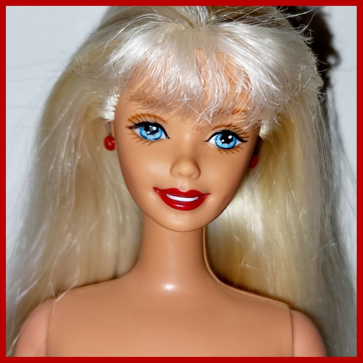 Nude Barbie Superstar TNT Body Blond Hair Blue Eyes Red Lips