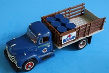 First Gear TEXACO HAVOLINE 1955 Diamond T Full Rack Stake Truck 1:34 NEW 19-2141