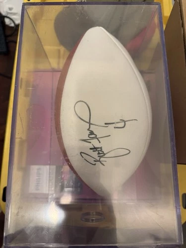 Brett Favre Signed Football NO AUTHENTICATION