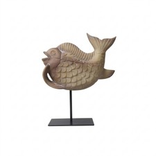 Fischfigur mit St&auml;nder detailreich Fischfigur strukturiert f&uuml;r Flur