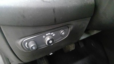 EQUINOX   2021 Dash/Interior/Seat Switch 1936721