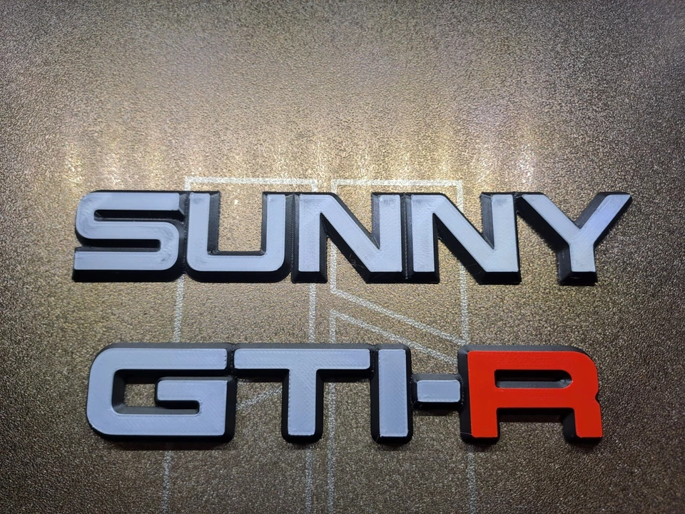 Nissan Sunny GTI-R rear badges, classic cars, high quality plastic, vintage - Imagen 3 de 4