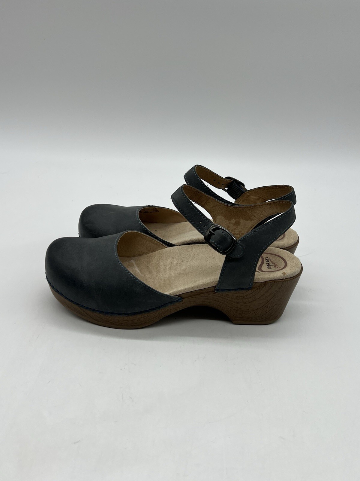 Dansko Mary Jane Women’s Size 38 US 7.5 Dark Gray Leather Slingback Wedge Clogs.