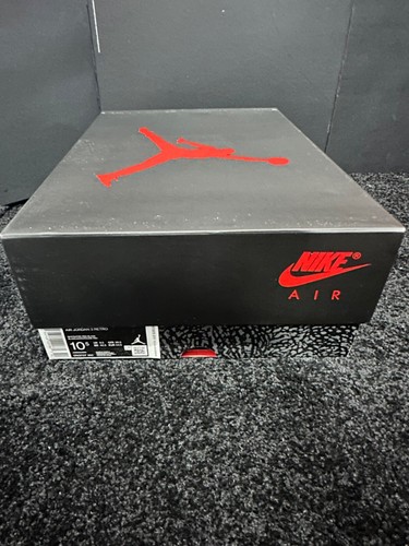 Air Jordan 3 Retro OG NIB Deadstock US10.5 * DN3707 160*