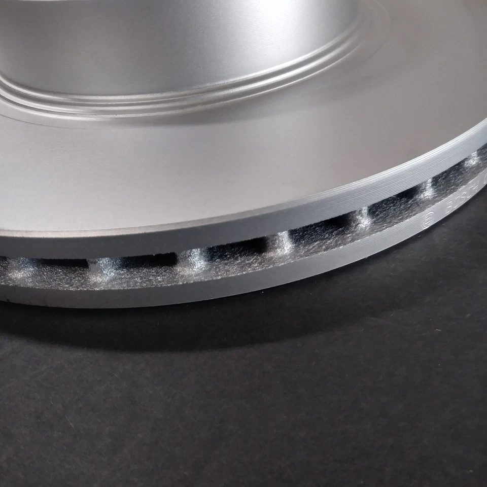 Rotor de freno de disco delantero Bosch 48011191 QuietCast para 90-01 Subaru Impreza Legacy Foto 4 de 4