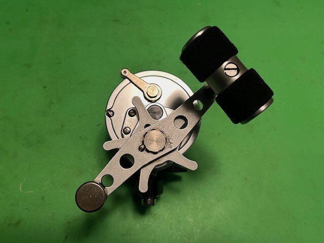 PRO GEAR 545 CONVENTIONAL CASTING FISHING REEL SILVER IN COLOR | eBay