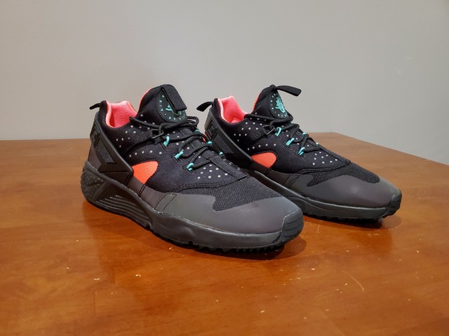 nike huarache holographic