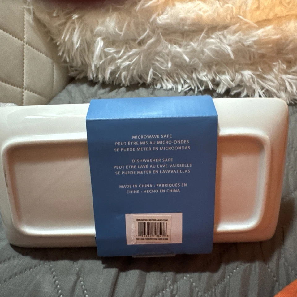 Maison Home Essentials Half Pound Butter Dish 8" Long x 3.5" Tall X 4" Wide - Image 2 of 3