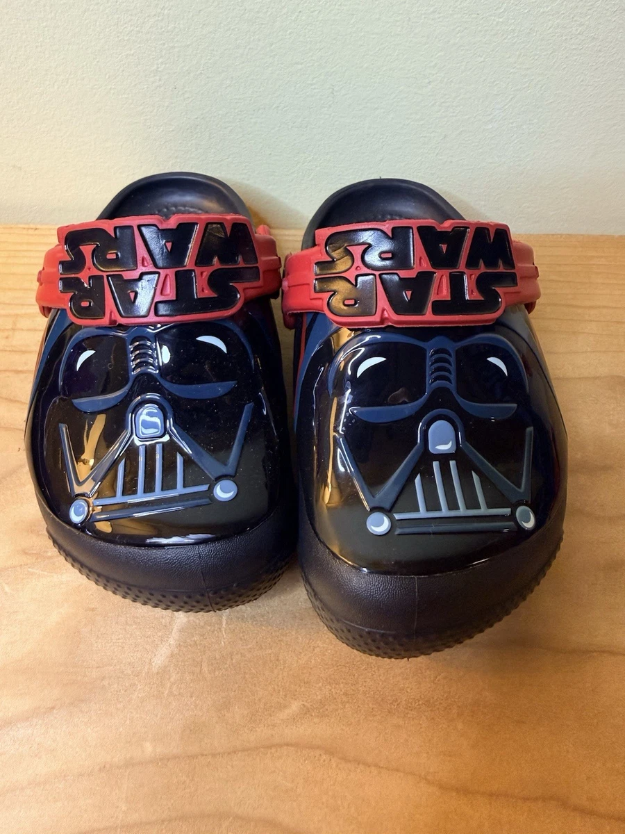 crocs STAR WARS ダース・ベイダー モデル　希少品 Crocs STAR WARS Darth Vader Classic Clog Multi Men's Size Unisex