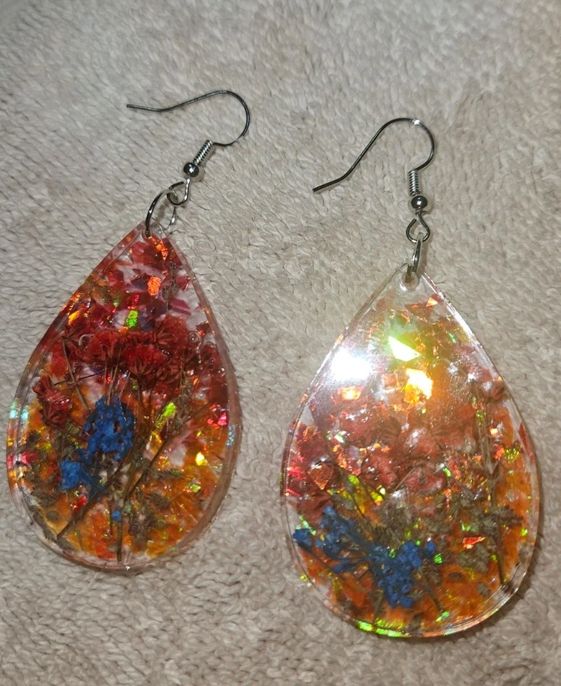 Brincos de flores de resina feitos à mão com flores secas, joias de primavera - Imagem 4 de 4