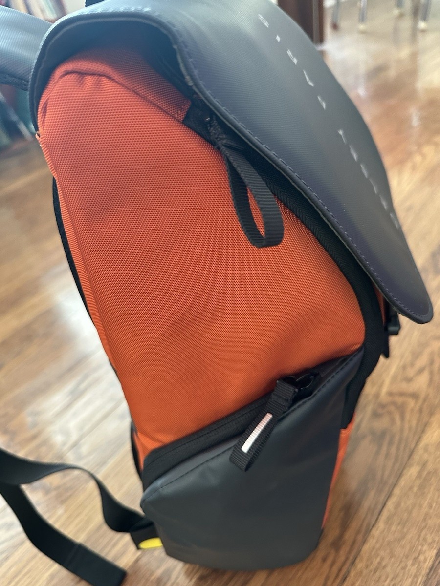 Delsey Paris Orange & Black Security Backpack | eBay display picture 3