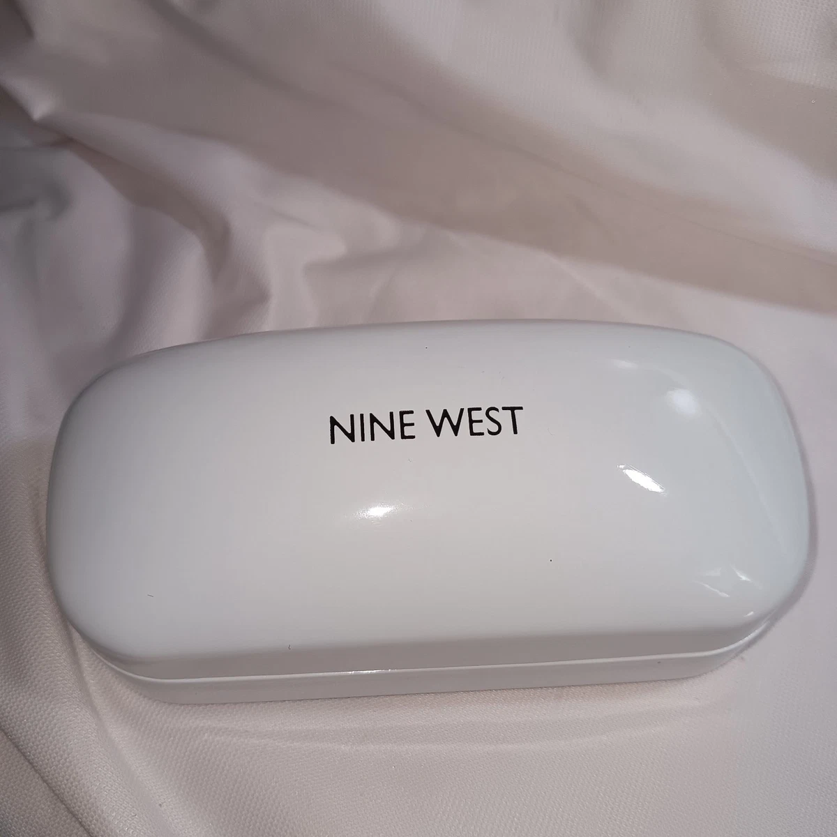 NINE WEST White Clamshell (Sun)glasses Case Nine West Eyeglass Cases & Storage for sale | eBay main image 2