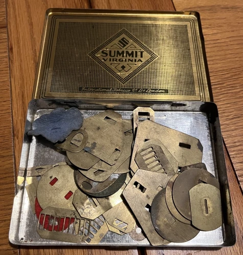 Job Lot, Mixed Brass Backplates to WW1/WW2 era Badges, Genuine.