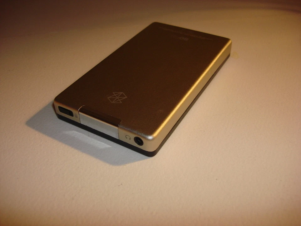 MICROSOFT ZUNE CUStOM NEGRO/ROJO 80GB...BATERÍA NUEVA... Foto 4 de 4