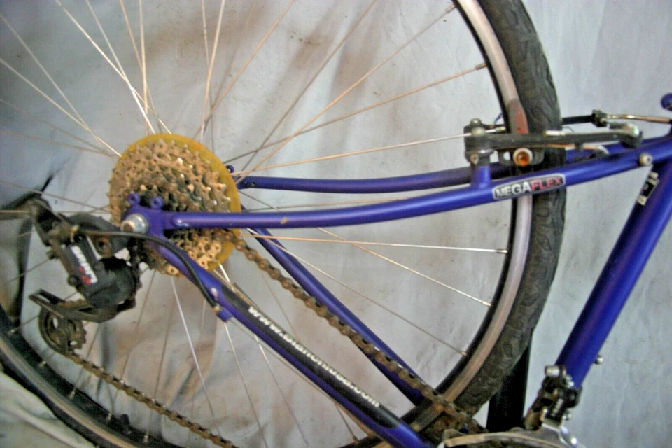 Bicicleta híbrida Bianchi Avenue City 2010 17" mediana 3x7 acero cromado remitente de EE. UU.:) Foto 4 de 4