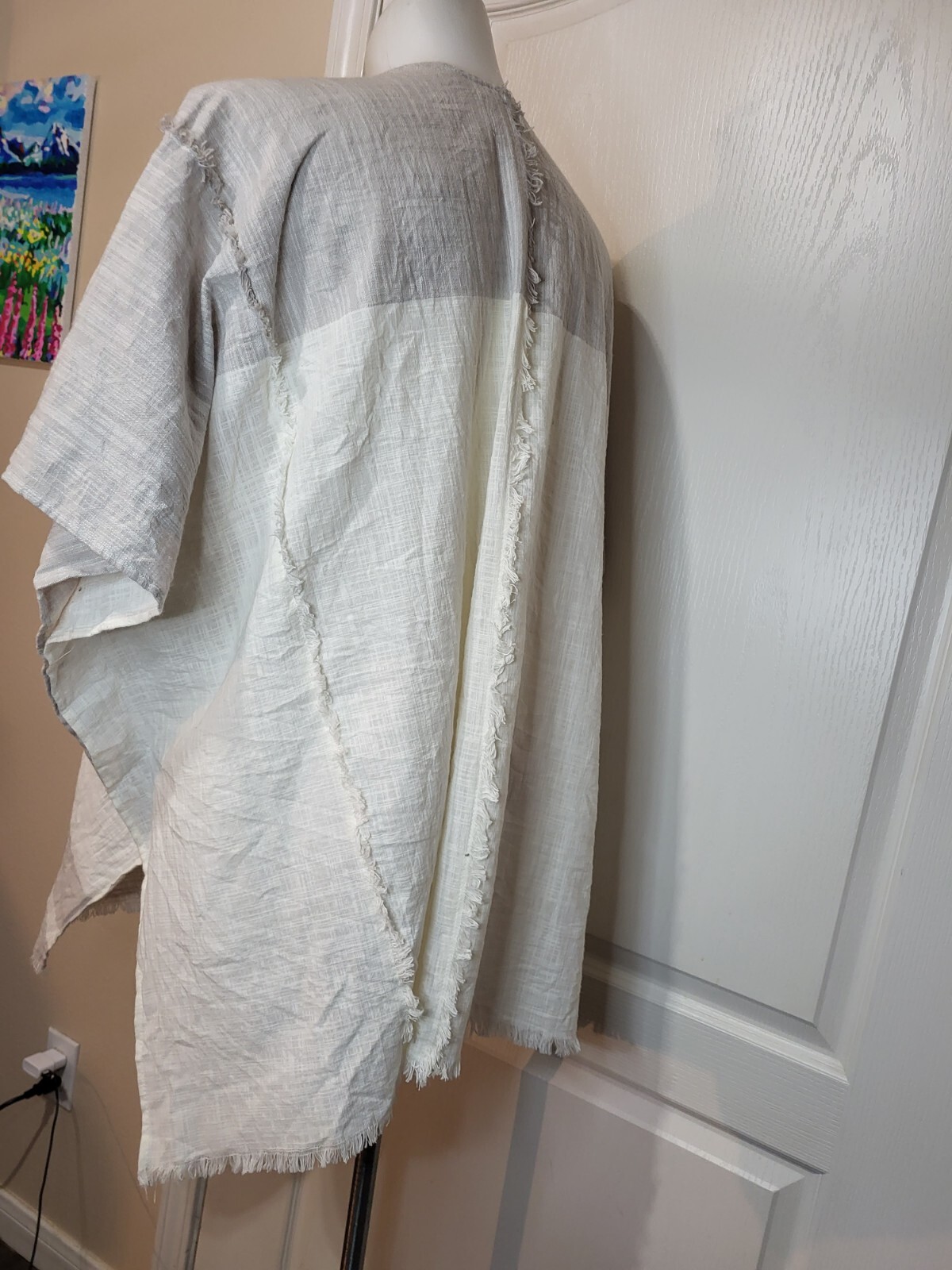 Universal thread Cream Kimono Size M - image 5