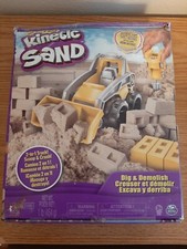 The One Only Kinetic Sand 2-n-1 Truck Scoop Crush Dig Demolish