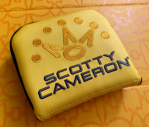 Scotty Cameron Titleist Yellow Mid Square Mallet Right Hand Putter Headcover NEW