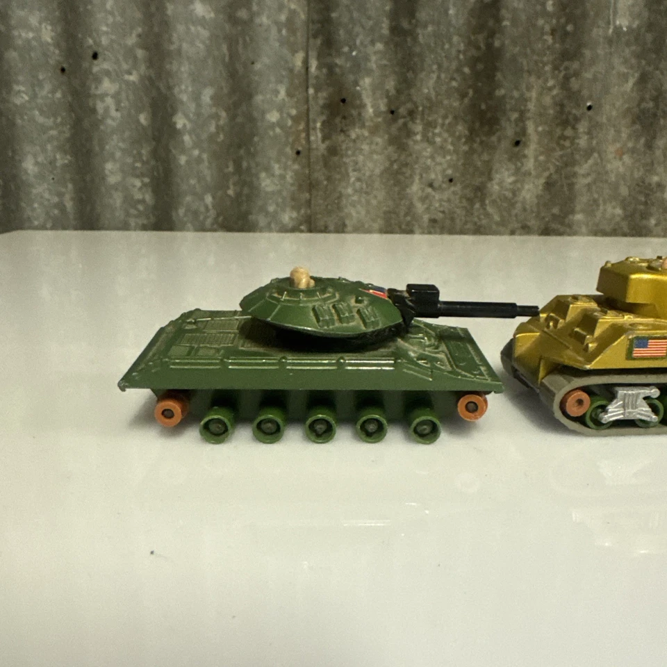 Vintage Matchbox Battle Kings Sherman Tanks #K-101, 102 & 109 - Image 3 of 4