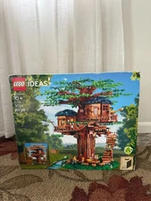LEGO Ideas: Tree House (21318) - RETIRED