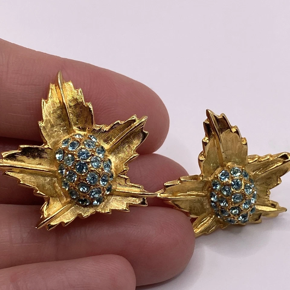 Pendientes Vintage BLANCOS Floral Azul Estrás Chapados en Oro 10K Hoja Pendientes Foto 4 de 4