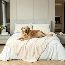 Waterproof Dog Blanket Reversible, Leakproof Pet Blanket for Large Dogs, Soft Fu