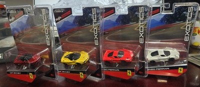 Maisto Exotics Diecast Convention Ferrari Lot Laferrari Enzo Ferrari