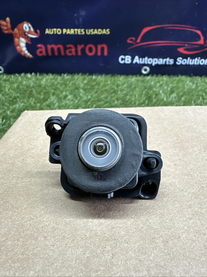 For Chrysler 200 Sedan (2012-2017) Backup Camera OEM Part 68230085 - Image 2 of 4