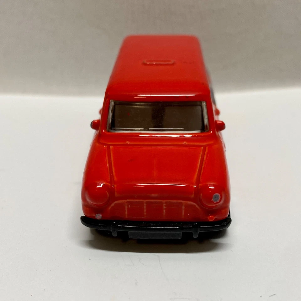 Matchbox 1965 Austin Mini Van Mickey Mouse Pluto Red MBX 1/64 Die-cast 2006 GUC - Image 2 of 4