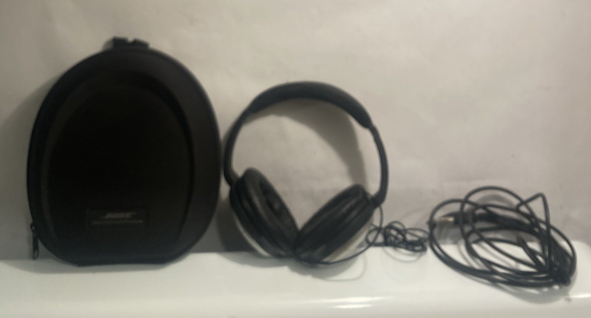 Bose QuietComfort 15 QC15 Noise Cancelling Headphones Limited