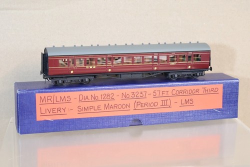 LARRY GODDARD CLASSIC COACHES KIT BUILT LMS 56'6" 3rd CLASS COACH 3237 om