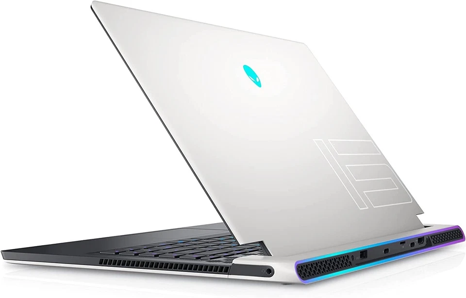 Alienware X15 R1 Gaming Laptop (i7/16GB/RTX 3070/1TB/360Hz) AWX15R1-7972WHT-PUS - Image 2 of 4